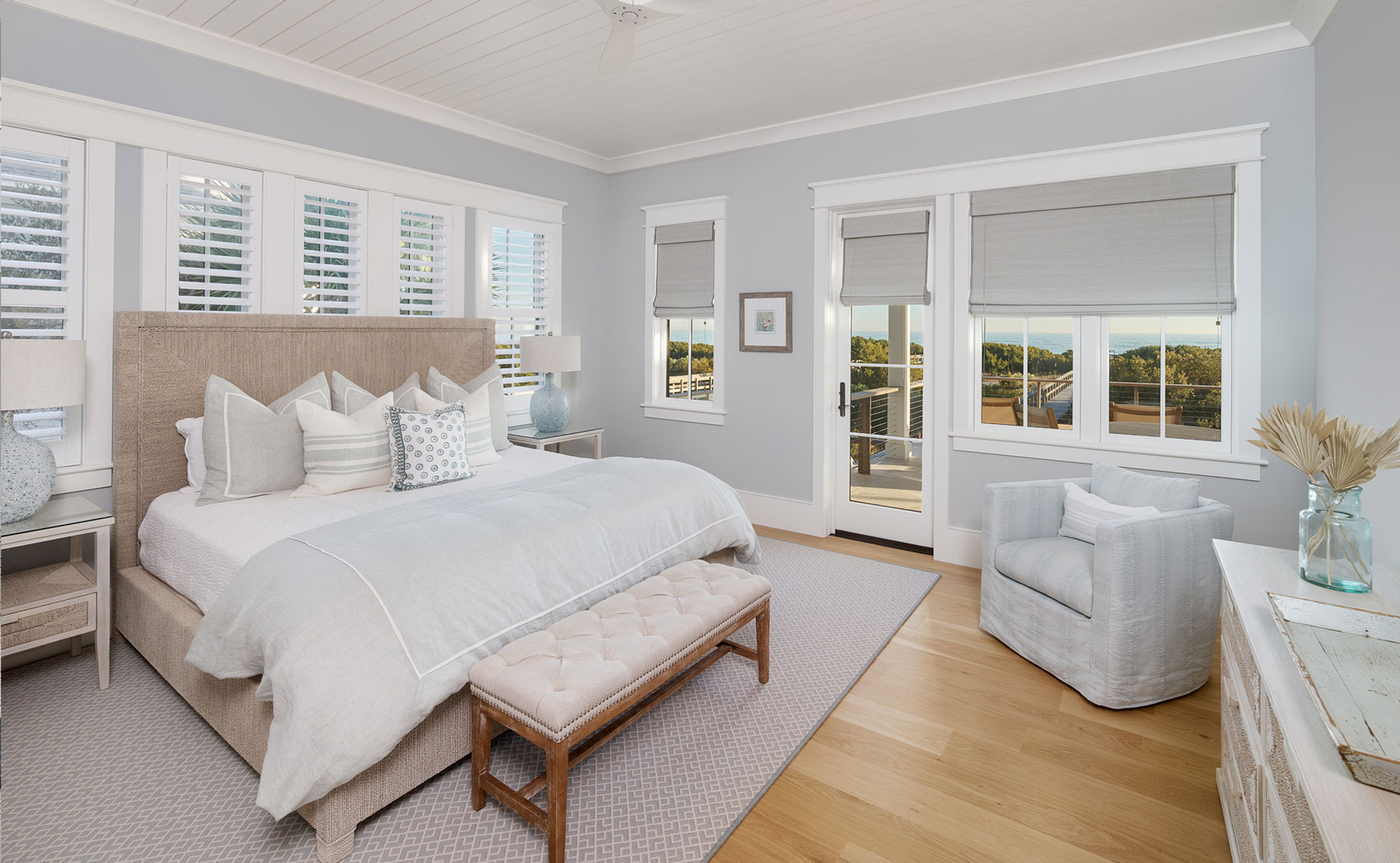 Guest bedroom suite with ocean view
